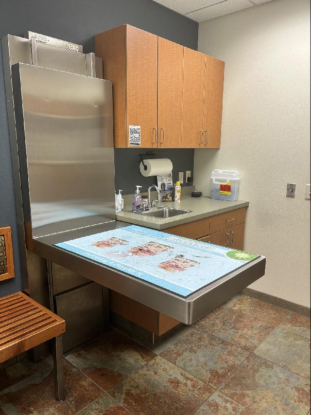 Lift Table Exam Room